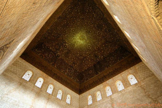 Voute Sala degli Ambasciatori, Alhambra Nasridi Granada - Spagna