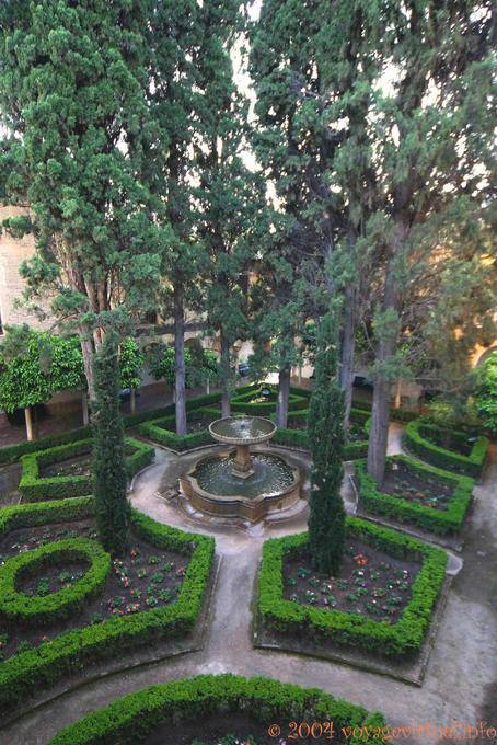 Patio del Lindaraja, Alhambra Nasridi Granada - Spagna, Andalusia
