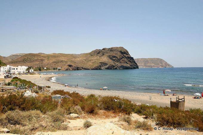 Una spiaggia tranquilla in Cabo de Gata - Spagna, Andalusia