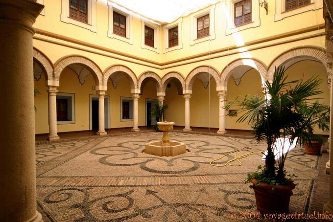 Meraviglie Patio a Palacio Episcopal, Calle Torrijos Cordoba - Spagna, Andalusia