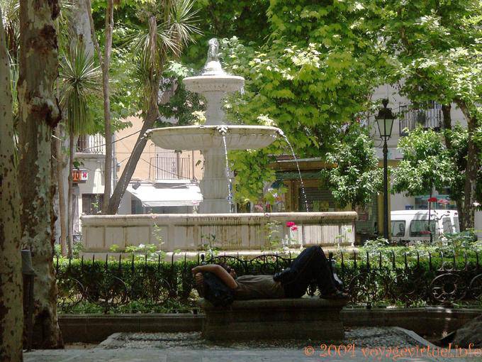 Fontana Bianco, Granada - Spagna, Andalusia