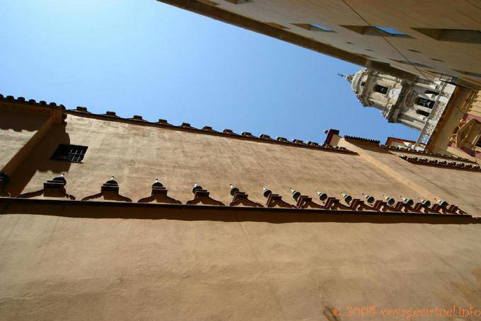 Tra le mura verso la cattedrale, Malaga - Spagna, Andalusia