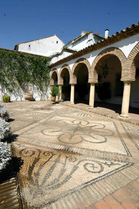 Mosaici del Patio de las Columnas, Palacio de Viana, Cordoba - Spagna, Andalusia
