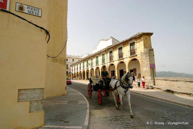 Arcades prima Puente Nuevo, Calle Armiñán, Ronda - Spagna, Andalusia