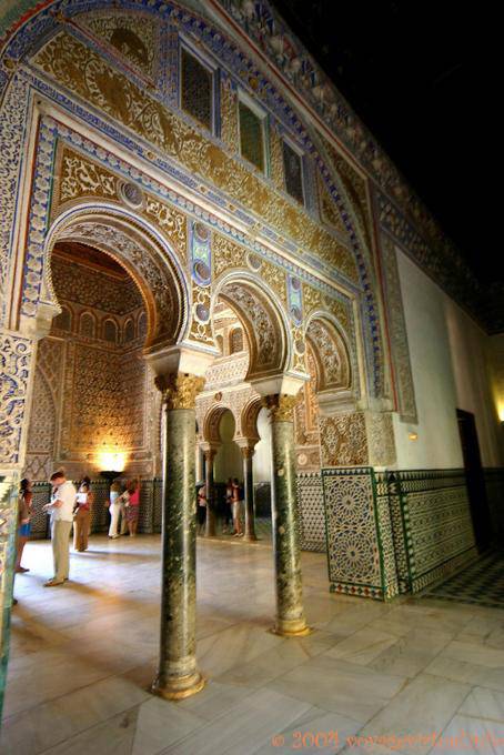 Un'altra vista dei pavoni soggiorno, Siviglia Alcazar - Spagna