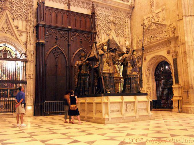 Tomba di Cristoforo Colombo, la cattedrale di Siviglia - Spagna