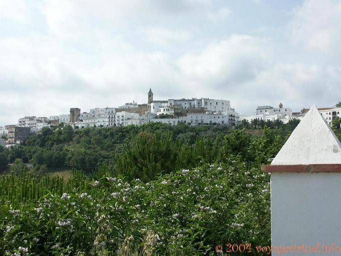 Panorama sul promontorio roccioso a Vejer - Spagna