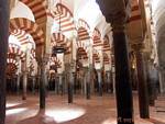 Nave di Emir Abd-Al-Rahman I, Mezquita Cordoba, Spagna.