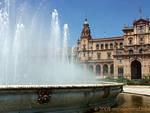 Fontana Vicente Traver, Siviglia Plaza Espana, Spagna.