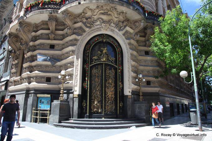 Avenida Florida, edificio porta all'angolo di Cordoba, Buenos Aires - Argentina