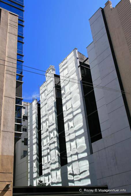Avenida Juan Domingo Peron, luci, Buenos Aires - Argentina