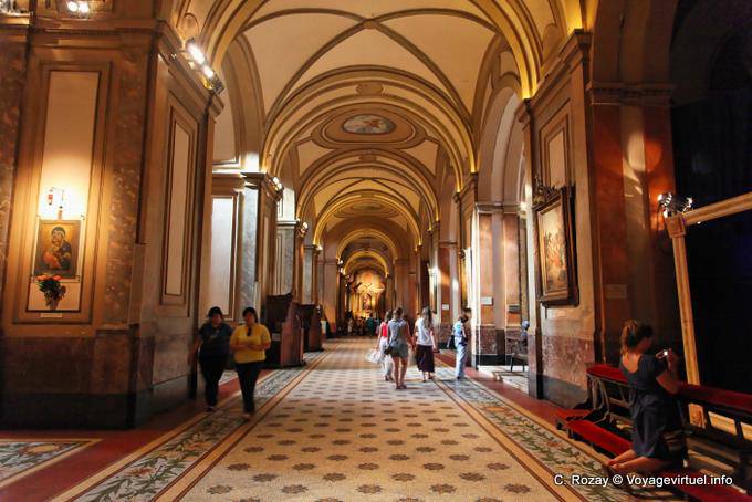 Il diritto baia della Catedral Metropolitana, Buenos Aires - Argentina