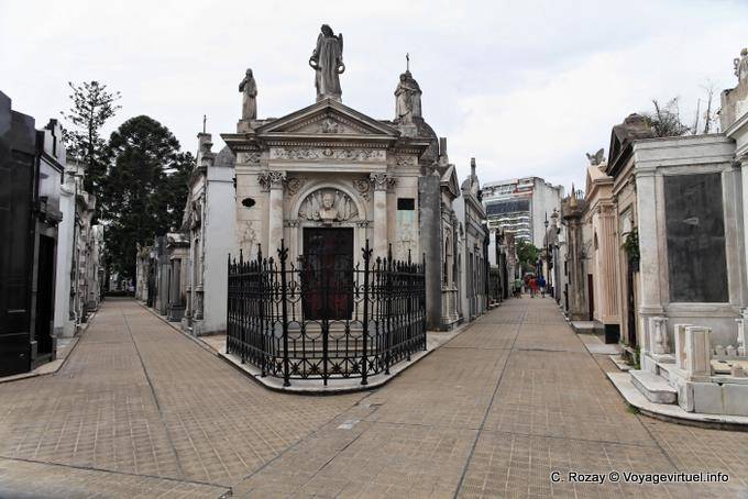 Mausoleo della famiglia del generale Julio Argentino Roca, Cementerio de la Recoleta, Buenos Aires - Argentina