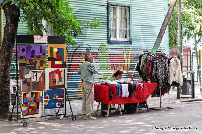 La Boca, stallo artistico per i turisti, Buenos Aires - Argentina