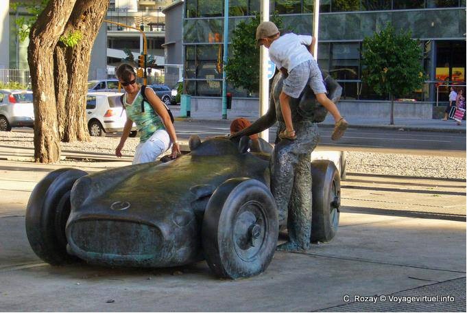Fangio al volante di Puerto Madero, Buenos Aires - Argentina