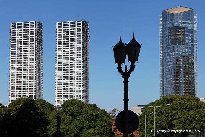 Vista da un angolo di Mayo e Rivadaria, Buenos Aires - Argentina