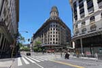 Florida Edificio per l'angolo, Avenida Roque Sáenz Peña, Buenos Aires, Argentina.