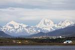 Cime innevate del Cile, paesaggio da Beagle Channel, Ushuaia, Argentina.