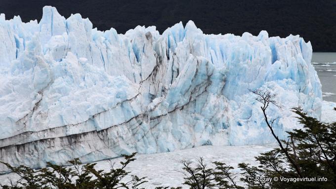 Zona di attrito con la penisola di Magellano, Ghiacciaio Perito Moreno, El Calafate - Argentina