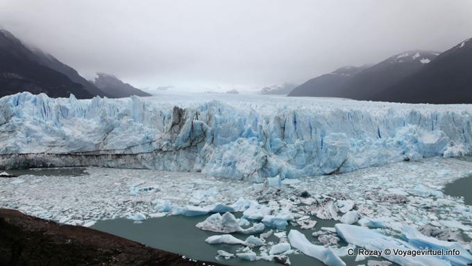 Lato sud del collasso rimane fino al bivio con la penisola Magallanes, Ghiacciaio Perito Moreno, El Calafate - Argentina