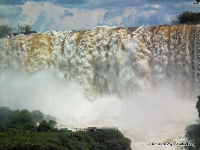 Ruggito delle scoperte cadute nel XVI secolo da Alvar Nuñez Cabeza de Vaca, Puerto Iguazu - Argentina