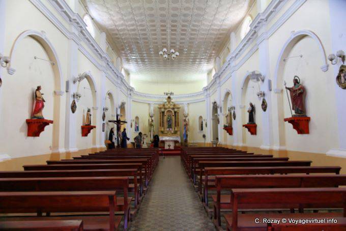 Navata della Chiesa di Campanas Famatina - Argentina