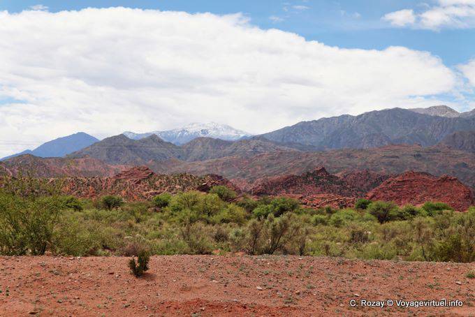 Montagna innevata, Ruta 40 tra Villa Unione e Chilecito - Argentina