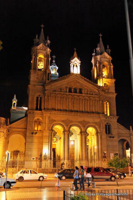 Facciata della Catedral Basilica de San Nicolas y La Rioja - Argentina