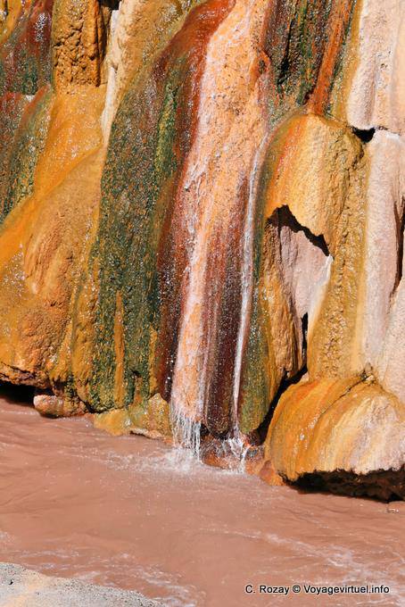 Colori concrezioni Ruta 7, Puente del Inca - Argentina