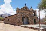 Chiesa di pietre colorate, Ruta 40 tra Seclantas e Cachi, Argentina.
