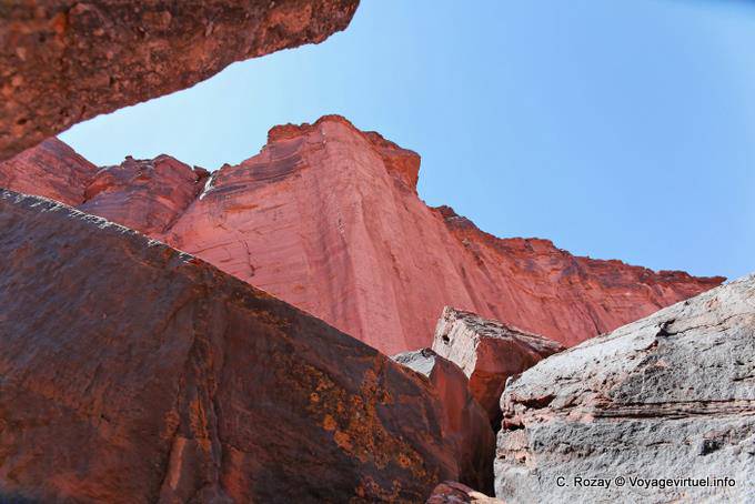 Tra le rocce, Talampaya - Argentina