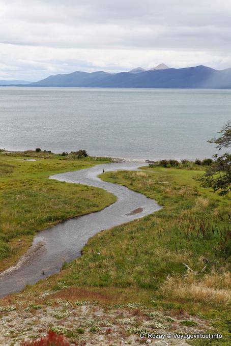 Foce del Rio Valdez, Ushuaia Lago Fagnano - Argentina