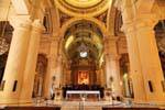 Altare della Catedral de la Encarnación María-Tucuman, Tucuman, Argentina.