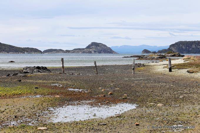Con la bassa marea, vista, Bahia Lapataia, Parque Nacional Tierra del Fuego, Ushuaia - Argentina