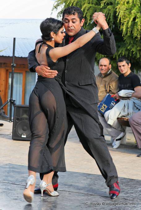 Milonga Tango frenetica in strada, Ushuaia - Argentina