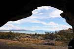 Vista dalla grotta, sito archeologico Tehuelche, Walichu, Argentina.