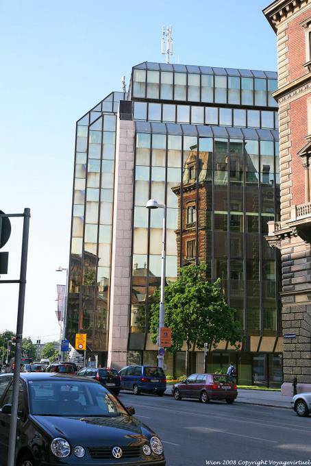 Auerspergstrasse riflessione modernista - Vienna - Austria