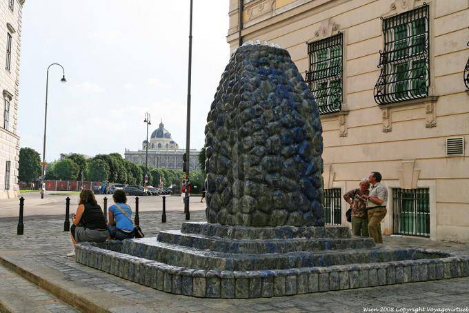 Ballhaus Platz Monument - Vienna - Austria