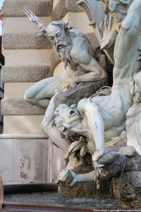 Michaeler Platz, Brunnen Macht zu See - Vienna - Austria