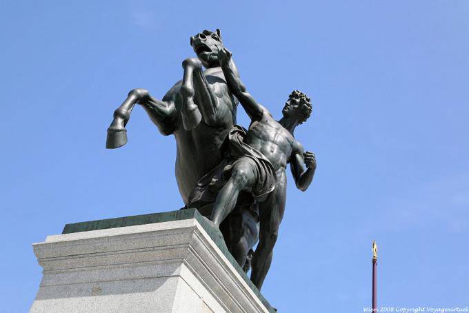Parlamento, Rossebandiger, addestratore di cavalli, Bronzo Josef Lax - Vienna - Austria