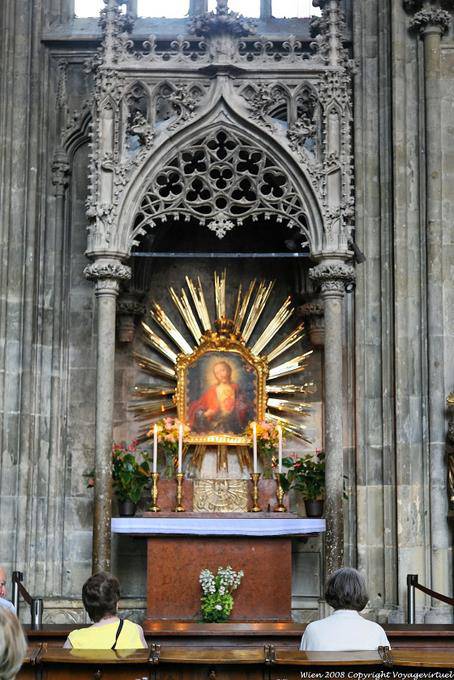Stephansdom, der Herz Jesu Altare - Vienna - Austria