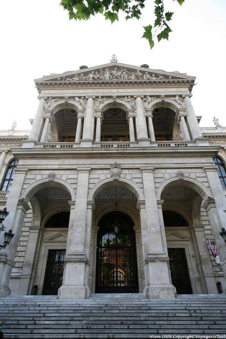 Universitas, scale e iscritto alla facoltà - Vienna - Austria