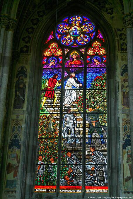 Chiesa Votiva, Stained Glass Kameradschaft der Politisch Verfolgten - Vienna - Austria