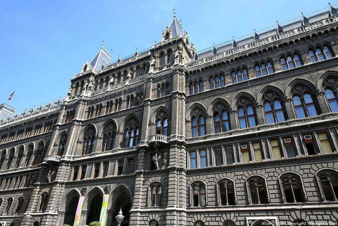 Wiener Rathaus, lato esterno Lichtenfelgasse - Vienna - Austria