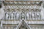 Votivkirche, cancello, vicino statue, Vienna - Austria.