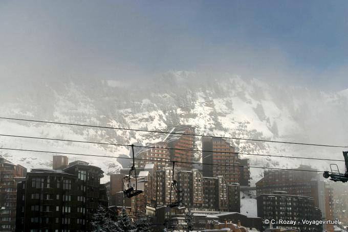 Tra le nuvole, Avoriaz - Alpi, Francia