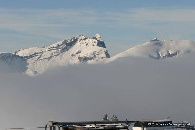 Cime innevate, Avoriaz - Alpi, Francia