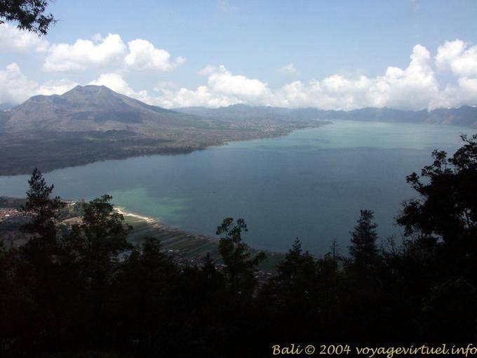 Panorama del lago di Batur - Bali