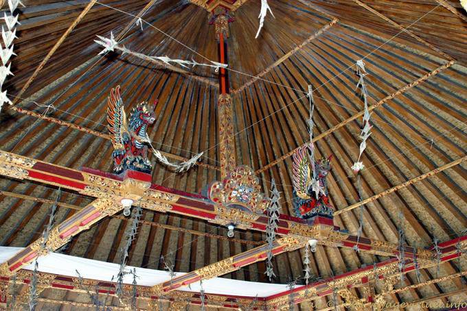 Soffitto Temple, Pura Ulun Danu Batur - Bali