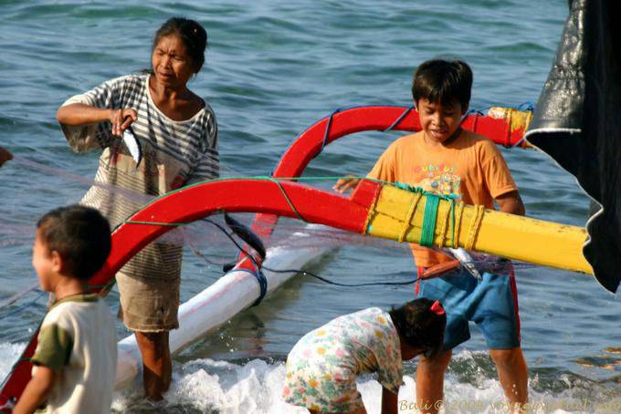 Ritorno pesca alla famiglia Candidasa - Bali